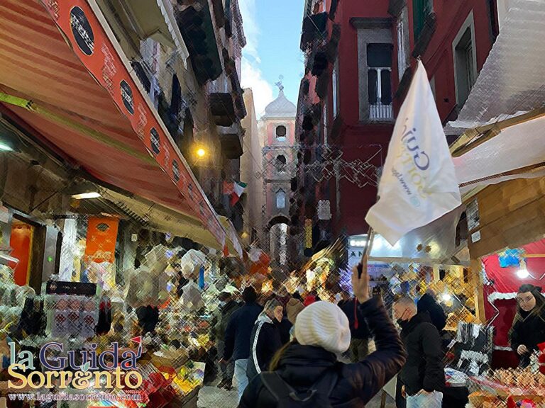 LaGuidaSorrento_touring_in_St_Gregorio_Armeno